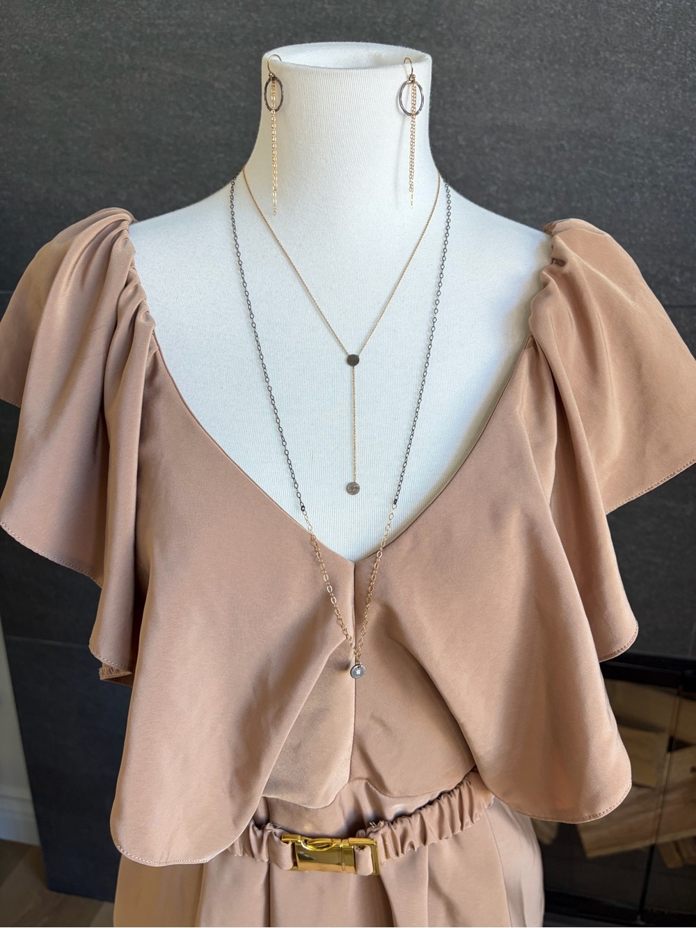 H and M Belted Deep V Ruffle Dress Size 10 - Picture 11 of 12